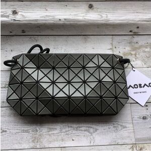 💘Bao Bao Issey Miyake Loop Shoulder Bag